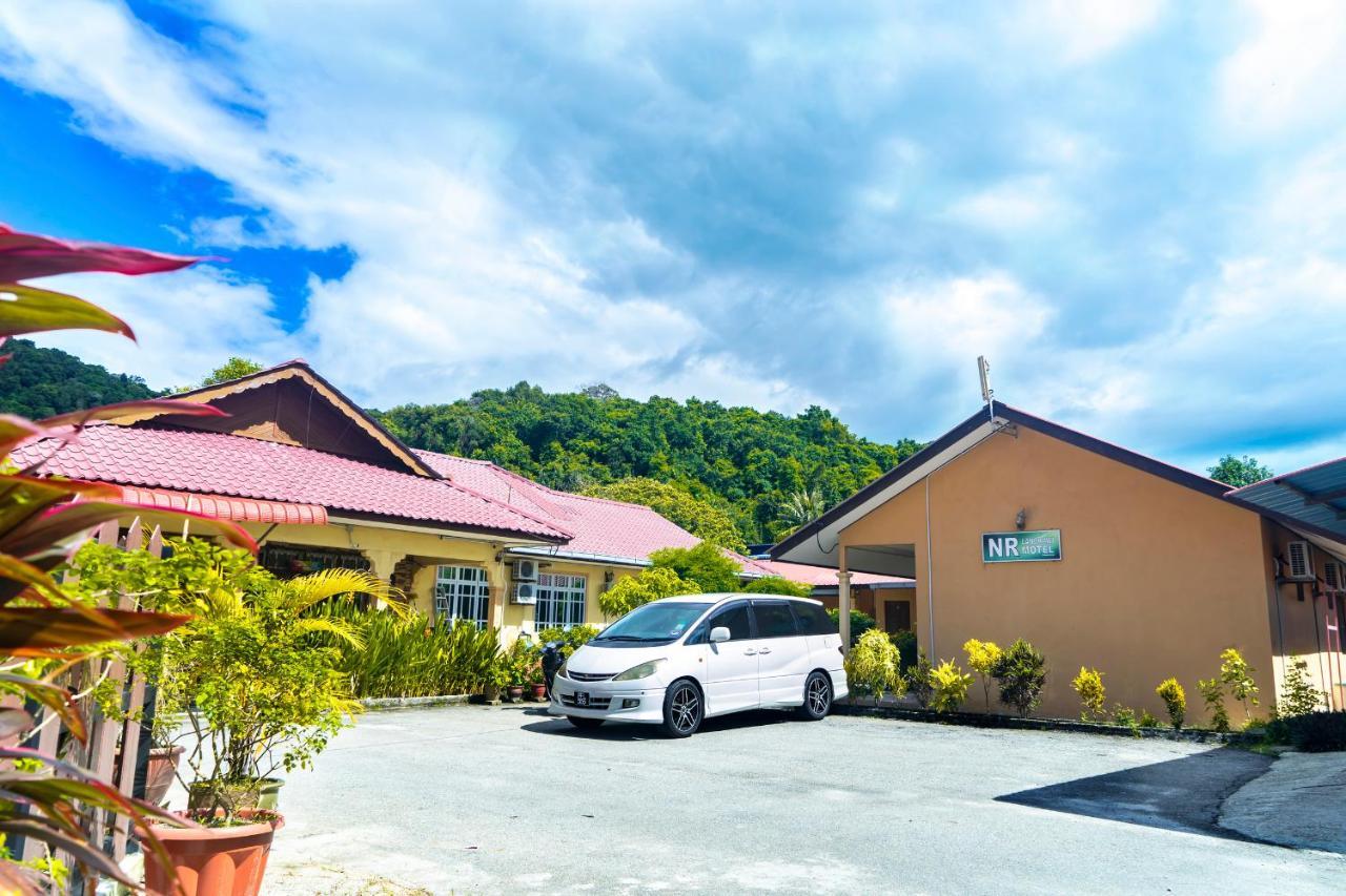 Nr Langkawi Motel Pantai Cenang  Exterior photo