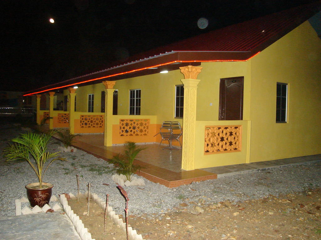 Nr Langkawi Motel Pantai Cenang  Exterior photo