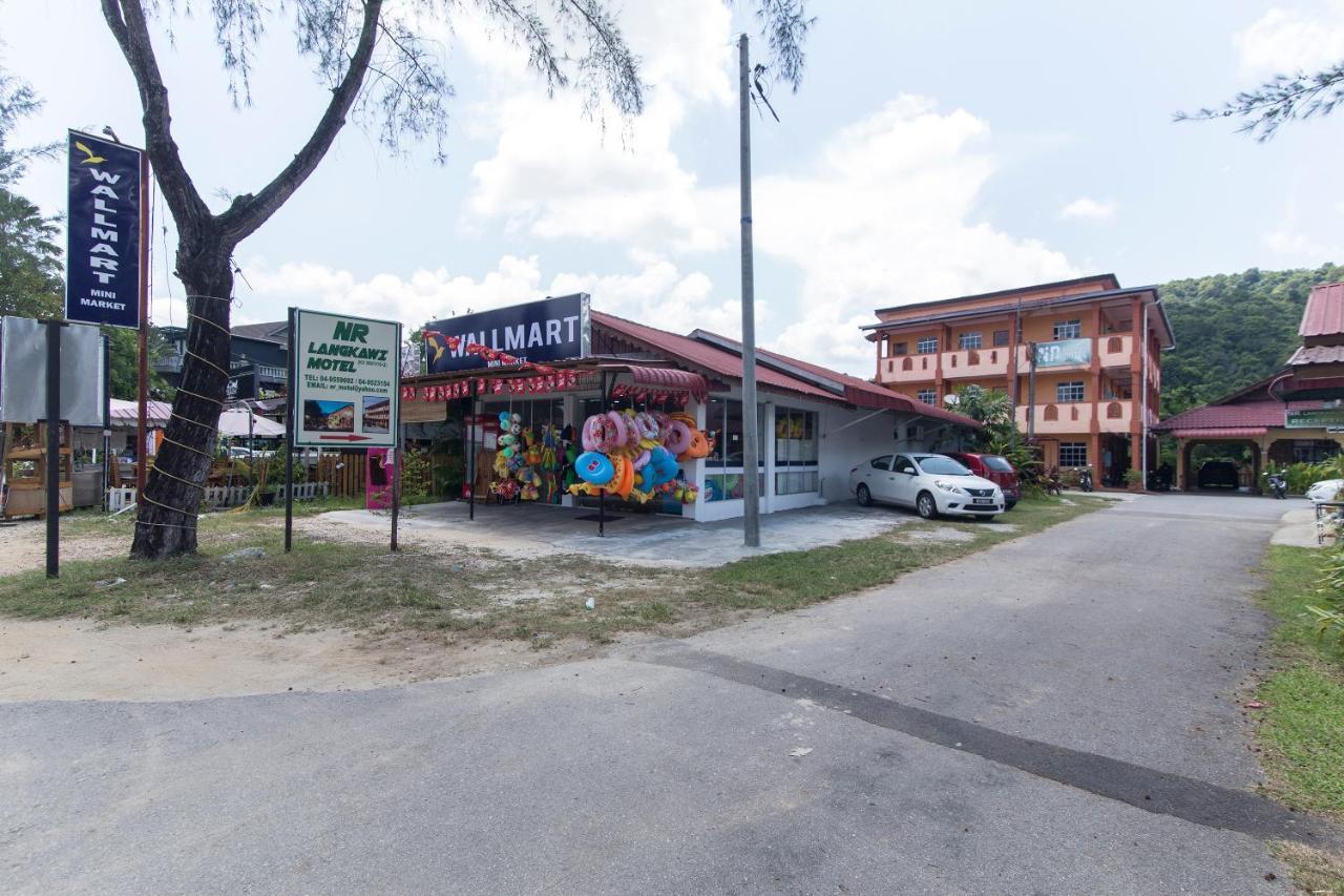 Nr Langkawi Motel Pantai Cenang  Exterior photo